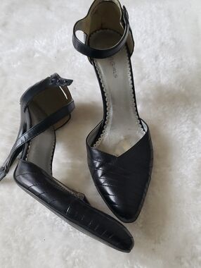 BCBG Black Pointed-Toe Ankle-Strap Heels